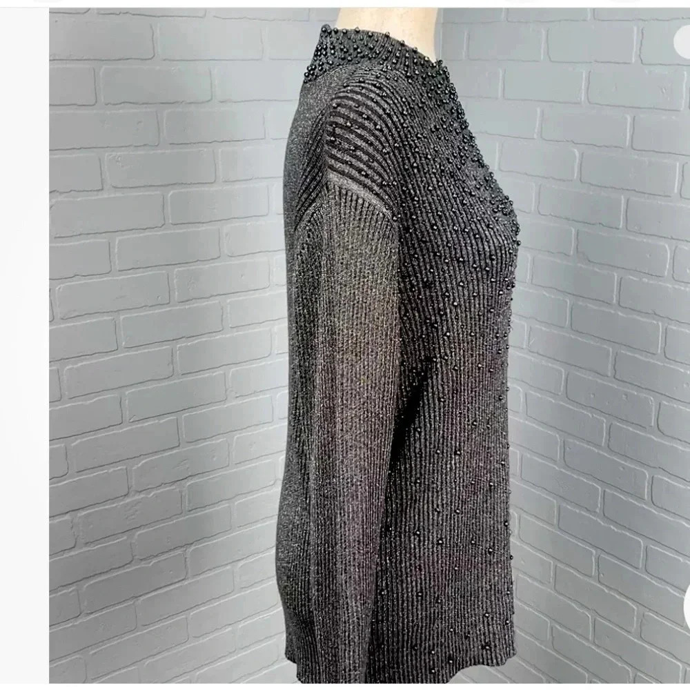 Maggie Barnes Women Gray Silver beads rib knit sweater. Gray/silver size 1X used - Picture 2 of 16